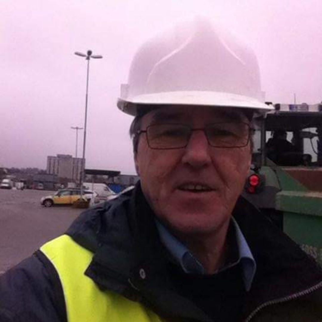 Eng Andrew Bakken